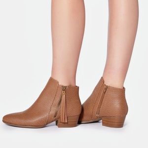 JustFab Leighton Bootie, Sz 5.5